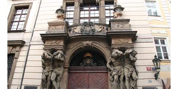 Visite du palais Clam-Gallas et l'église Saint Gilles