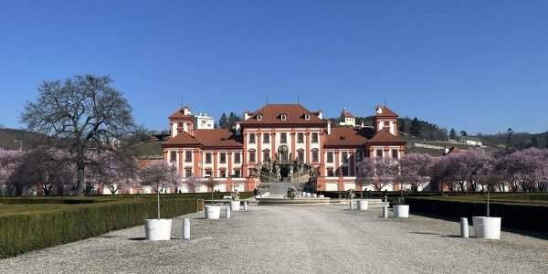 Visite du Palais de Troja